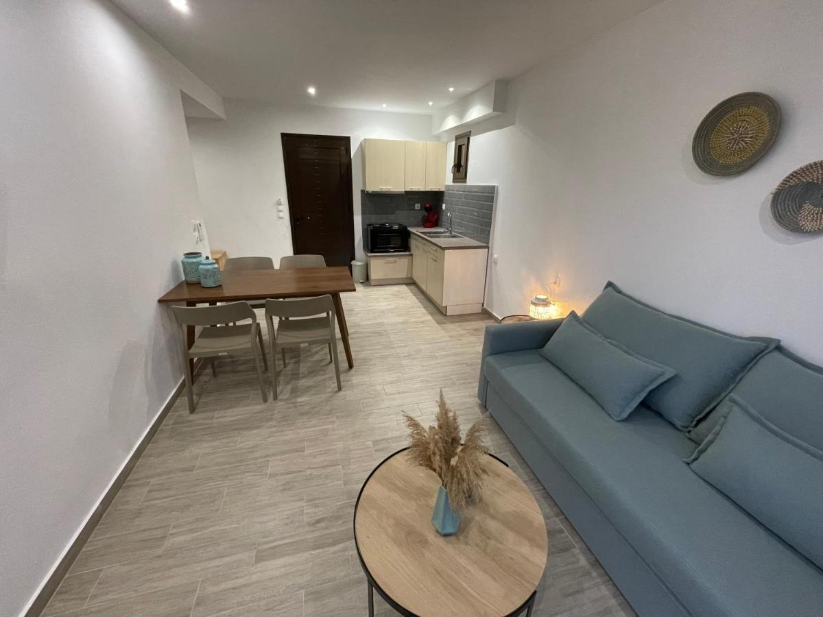 Aparthotel Golden Evelyn Ajia Paraskiewi Zewnętrze zdjęcie