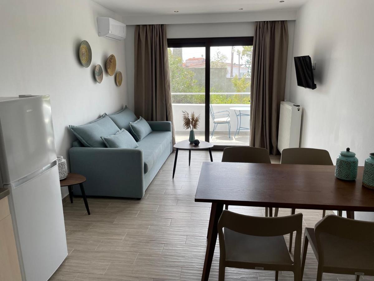 Aparthotel Golden Evelyn Ajia Paraskiewi Zewnętrze zdjęcie