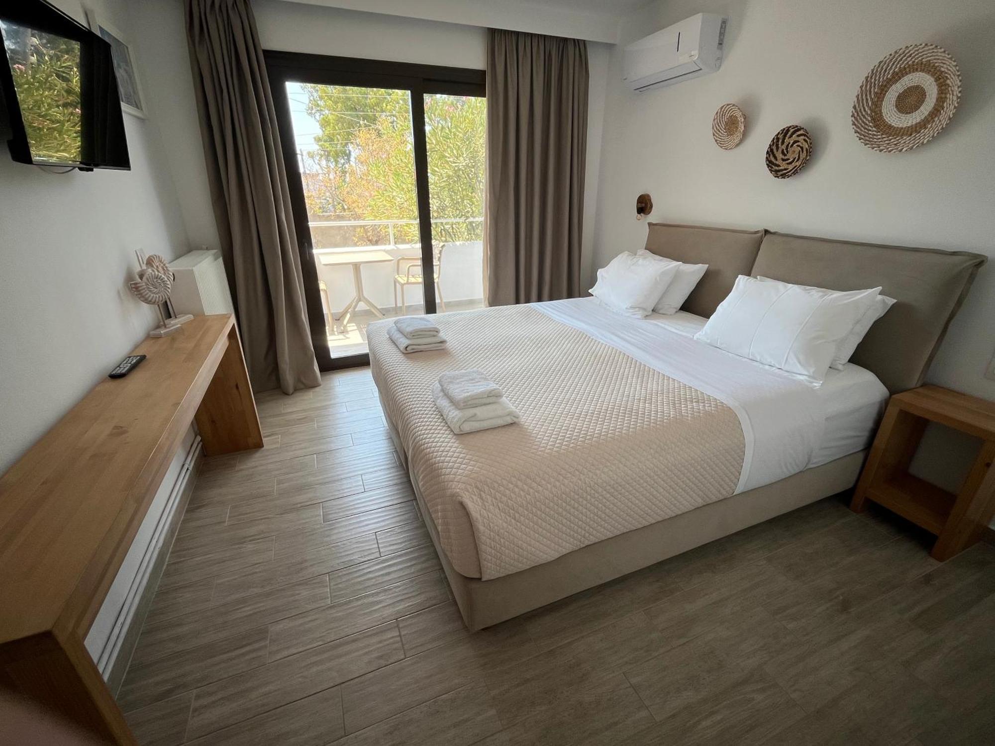 Aparthotel Golden Evelyn Ajia Paraskiewi Zewnętrze zdjęcie