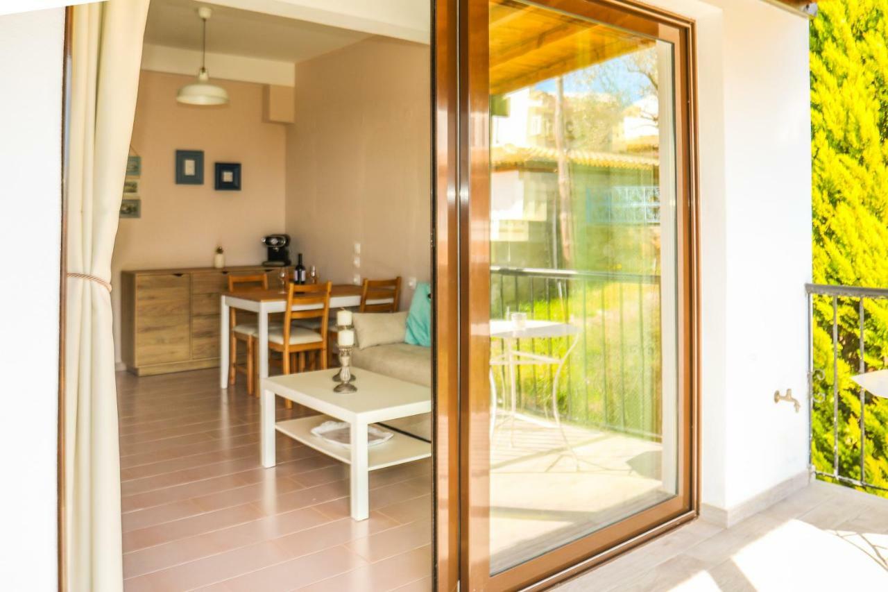 Aparthotel Golden Evelyn Ajia Paraskiewi Zewnętrze zdjęcie