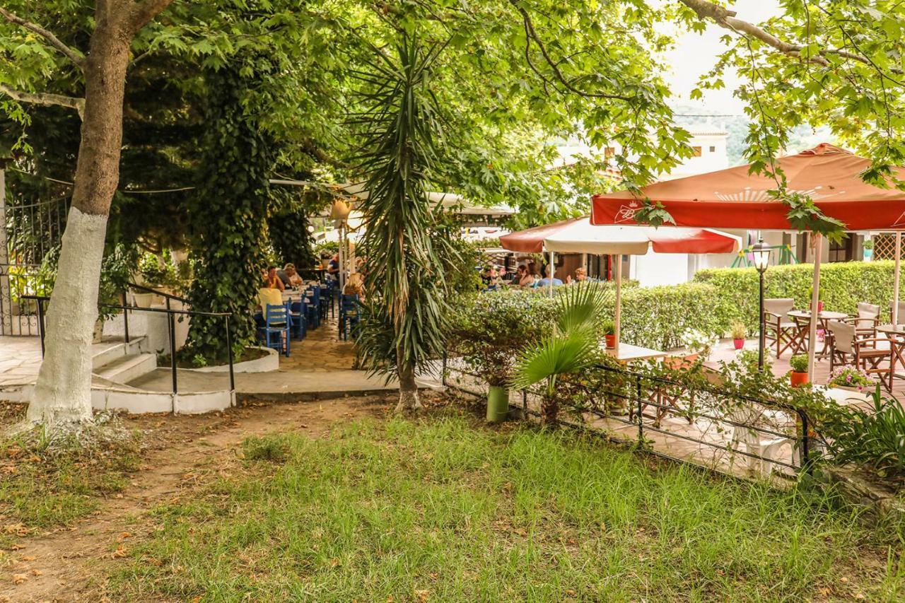 Aparthotel Golden Evelyn Ajia Paraskiewi Zewnętrze zdjęcie